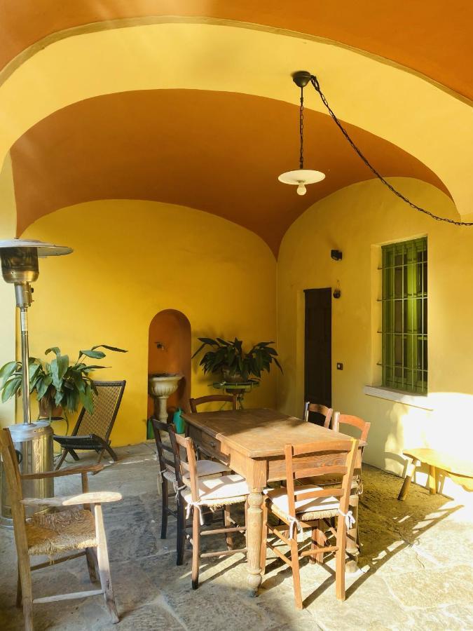 Apartment Portico I Castelveccana Екстер'єр фото