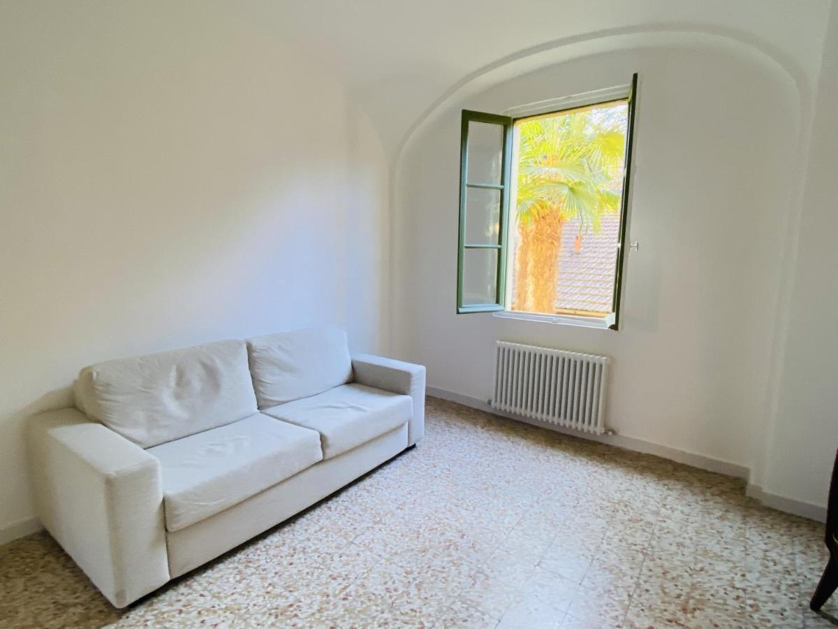 Apartment Portico I Castelveccana Екстер'єр фото